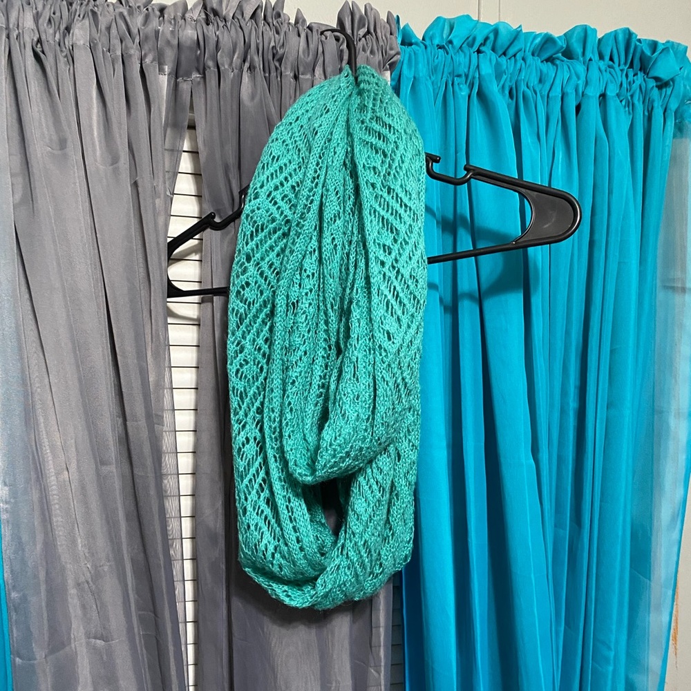 Teal Knitted Infinity Scarf